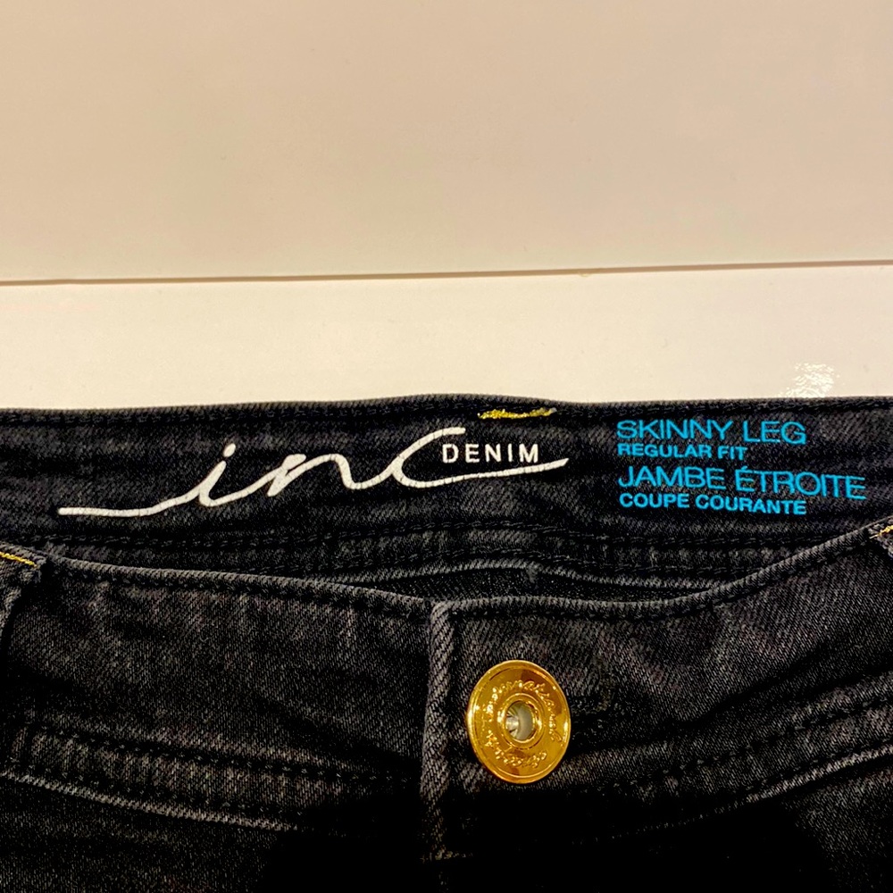 Inc Denim Skinny Leg black jeans